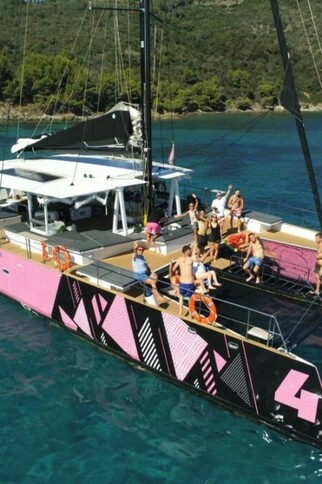 Maxi Catamaran