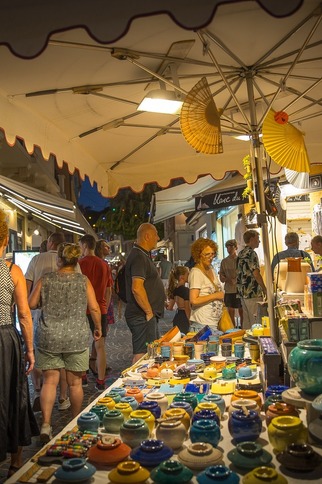 Marché nocturne